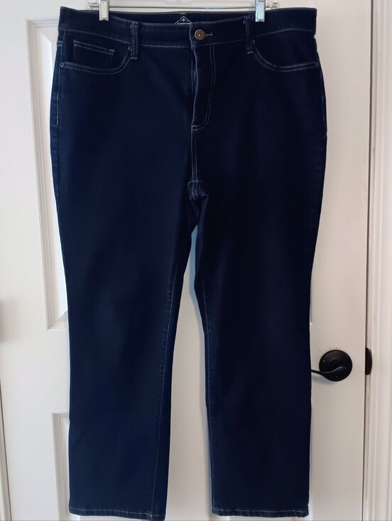 St. John's Bay Denim - St. John's Bay Women's Secretly Slender Mid-Rise Straight Leg Jeans